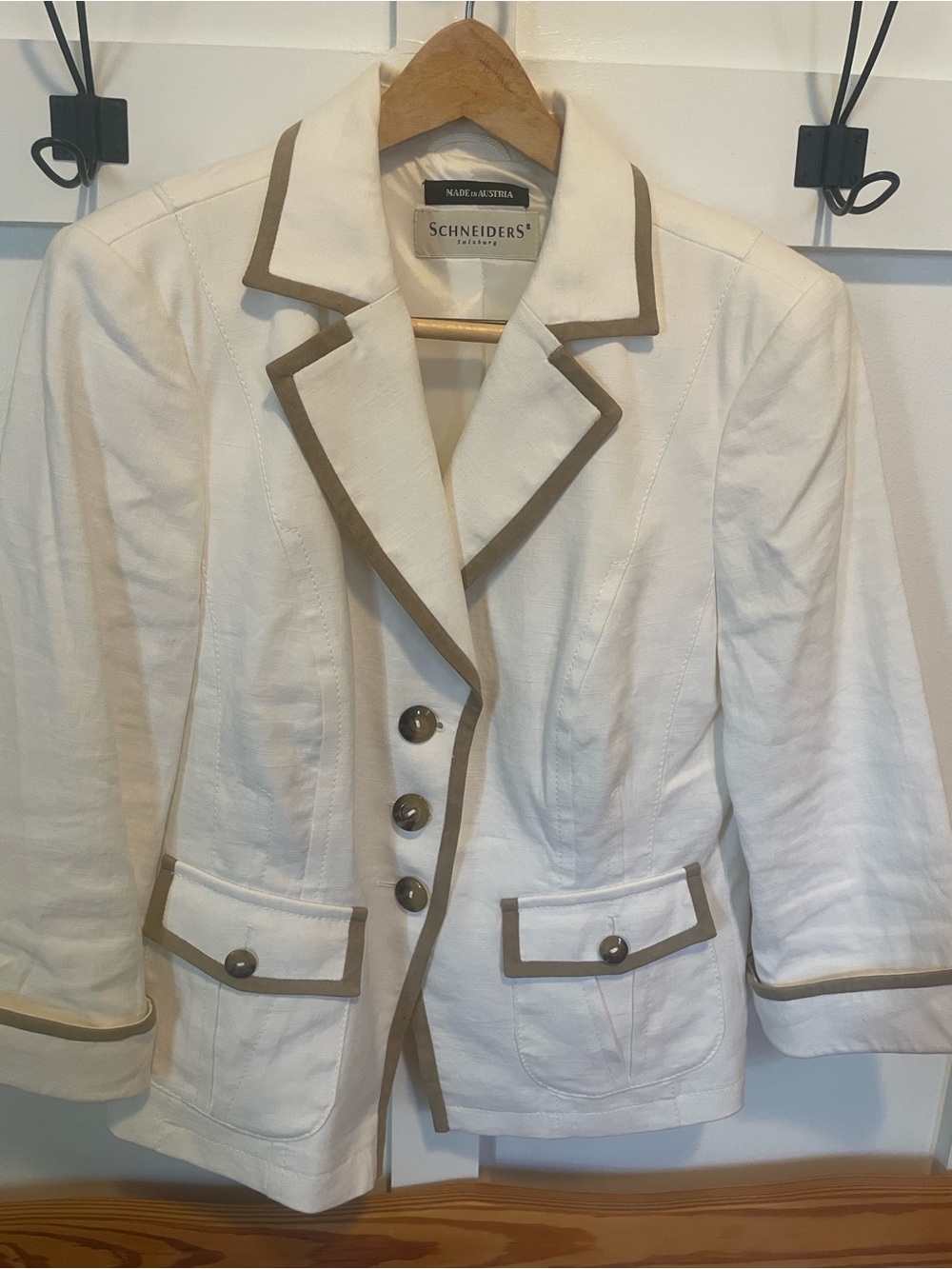 Schneiders White Women's Blazer